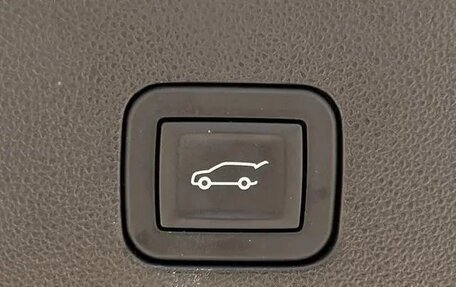 Cadillac Escalade V, 2025 год, 21 743 000 рублей, 30 фотография