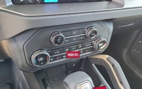 Ford Bronco, 2025 год, 10 761 585 рублей, 15 фотография