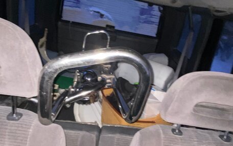 Nissan Terrano II рестайлинг, 1993 год, 800 000 рублей, 14 фотография