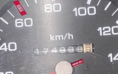 Nissan Terrano II рестайлинг, 1993 год, 800 000 рублей, 10 фотография