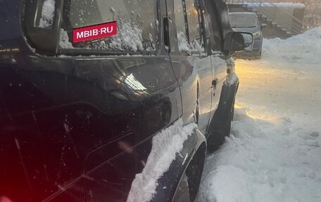 Nissan Terrano II рестайлинг, 1993 год, 800 000 рублей, 24 фотография