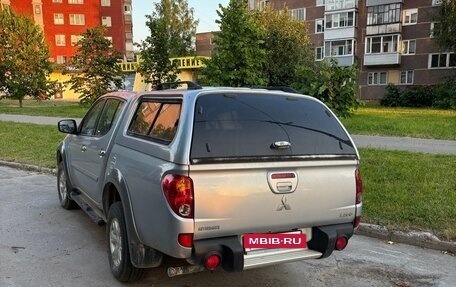 Mitsubishi L200 IV рестайлинг, 2014 год, 1 739 000 рублей, 4 фотография