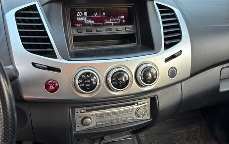 Mitsubishi L200 IV рестайлинг, 2014 год, 1 739 000 рублей, 8 фотография