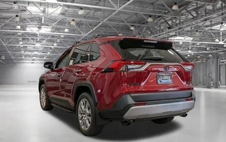 Toyota RAV4, 2025 год, 7 400 000 рублей, 3 фотография