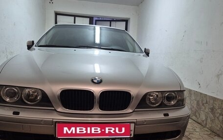 BMW 5 серия, 2002 год, 2 000 000 рублей, 1 фотография