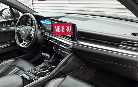 KIA K5, 2021 год, 2 500 000 рублей, 13 фотография