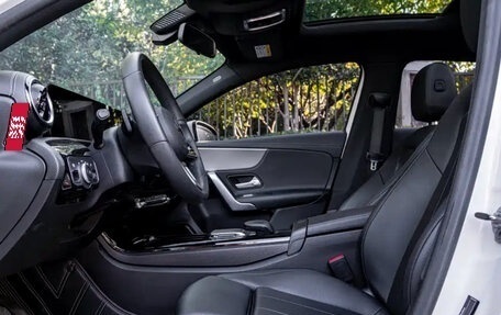 Mercedes-Benz A-Класс, 2021 год, 2 345 000 рублей, 7 фотография