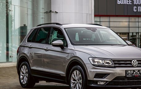 Volkswagen Tiguan II, 2019 год, 2 055 000 рублей, 7 фотография