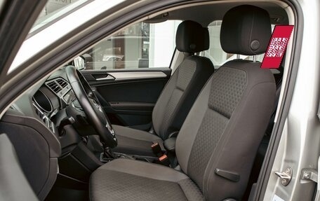 Volkswagen Tiguan II, 2019 год, 2 055 000 рублей, 11 фотография