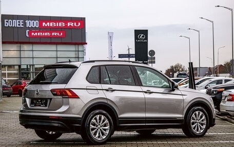 Volkswagen Tiguan II, 2019 год, 2 055 000 рублей, 6 фотография