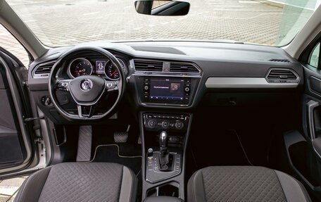 Volkswagen Tiguan II, 2019 год, 2 055 000 рублей, 16 фотография