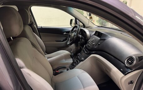 Chevrolet Orlando I, 2012 год, 999 000 рублей, 9 фотография