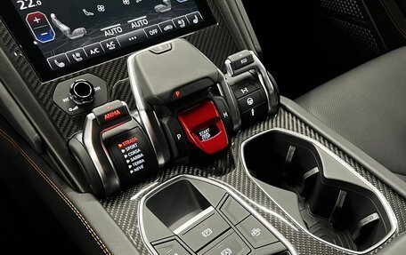 Lamborghini Urus I, 2022 год, 29 990 000 рублей, 16 фотография