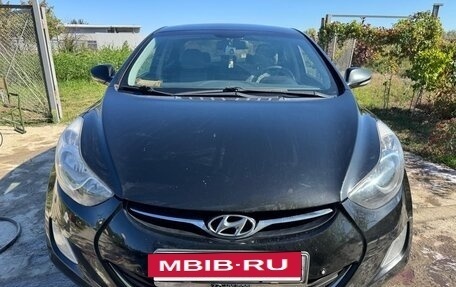 Hyundai Elantra V, 2013 год, 1 100 000 рублей, 6 фотография