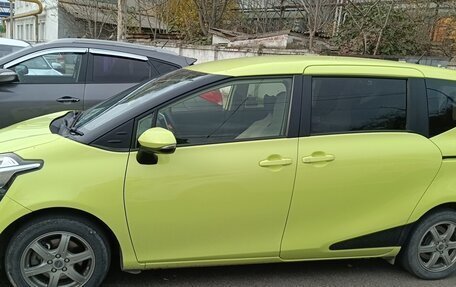 Toyota Sienta II, 2018 год, 1 350 000 рублей, 7 фотография