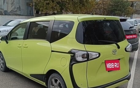 Toyota Sienta II, 2018 год, 1 350 000 рублей, 8 фотография