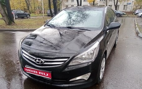 Hyundai Solaris II рестайлинг, 2015 год, 720 000 рублей, 5 фотография