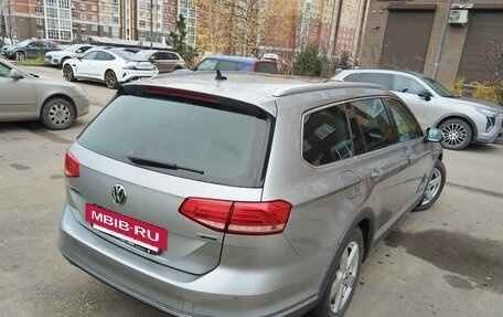 Volkswagen Passat B8 рестайлинг, 2018 год, 2 850 000 рублей, 5 фотография