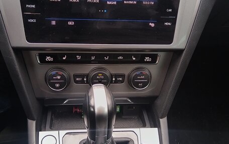 Volkswagen Passat B8 рестайлинг, 2018 год, 2 850 000 рублей, 19 фотография