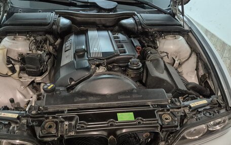 BMW 5 серия, 2002 год, 2 000 000 рублей, 15 фотография