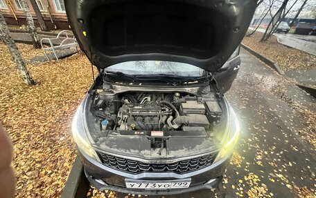 KIA Rio IV, 2021 год, 2 200 000 рублей, 5 фотография