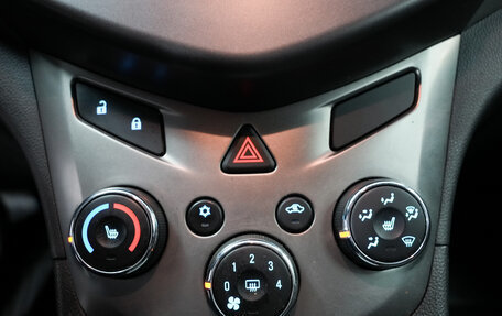 Chevrolet Aveo III, 2013 год, 696 000 рублей, 11 фотография