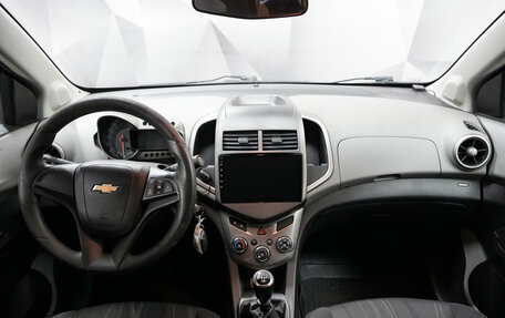 Chevrolet Aveo III, 2013 год, 696 000 рублей, 6 фотография