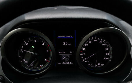 Toyota Land Cruiser Prado 150 рестайлинг 2, 2016 год, 3 400 000 рублей, 12 фотография