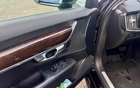 Volvo S90 II рестайлинг, 2017 год, 2 417 950 рублей, 29 фотография