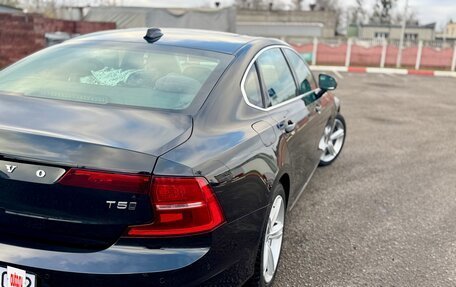 Volvo S90 II рестайлинг, 2017 год, 2 417 950 рублей, 18 фотография