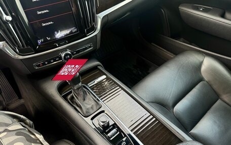 Volvo S90 II рестайлинг, 2017 год, 2 417 950 рублей, 31 фотография