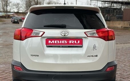 Toyota RAV4, 2014 год, 1 650 000 рублей, 6 фотография