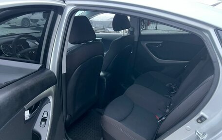 Hyundai Avante, 2011 год, 999 999 рублей, 18 фотография