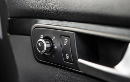 Volkswagen Touran III, 2011 год, 1 275 000 рублей, 16 фотография