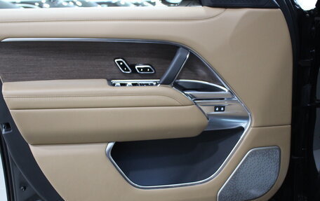 Land Rover Range Rover IV рестайлинг, 2025 год, 27 490 000 рублей, 8 фотография