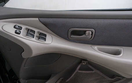 Nissan Tino, 1998 год, 389 000 рублей, 18 фотография