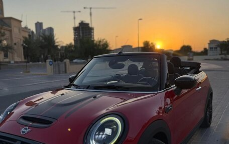 MINI Cabrio, 2024 год, 3 800 000 рублей, 1 фотография