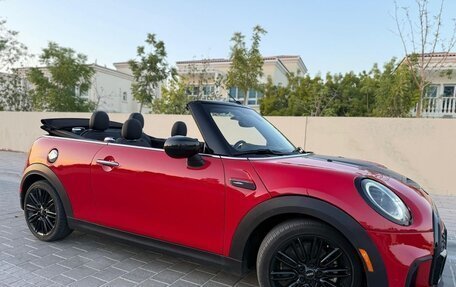 MINI Cabrio, 2024 год, 3 800 000 рублей, 7 фотография