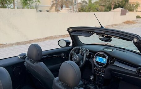 MINI Cabrio, 2024 год, 3 800 000 рублей, 13 фотография