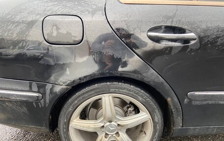 Mercedes-Benz E-Класс, 2002 год, 490 000 рублей, 10 фотография