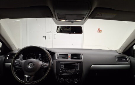 Volkswagen Jetta VI, 2013 год, 1 103 000 рублей, 14 фотография