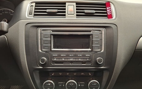 Volkswagen Jetta VI, 2013 год, 1 103 000 рублей, 15 фотография