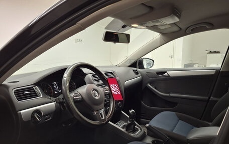 Volkswagen Jetta VI, 2013 год, 1 103 000 рублей, 16 фотография