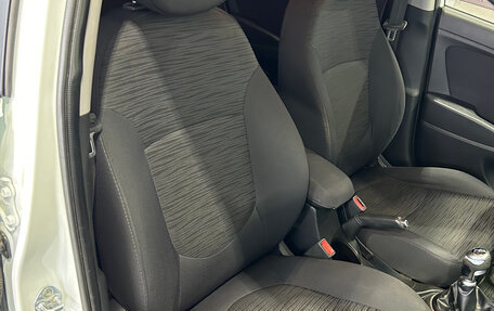 Hyundai Solaris II рестайлинг, 2014 год, 900 000 рублей, 16 фотография