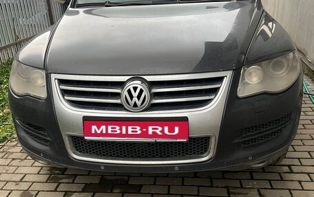 Volkswagen Touareg III, 2007 год, 650 000 рублей, 1 фотография