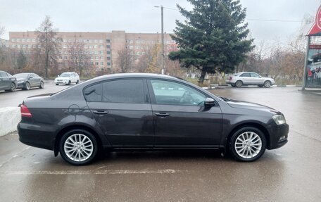 Volkswagen Passat B7, 2011 год, 880 000 рублей, 4 фотография