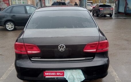 Volkswagen Passat B7, 2011 год, 880 000 рублей, 7 фотография