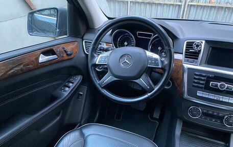 Mercedes-Benz M-Класс, 2013 год, 2 349 000 рублей, 21 фотография