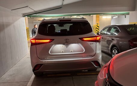 Toyota Highlander, 2025 год, 6 500 000 рублей, 4 фотография