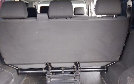 Volkswagen Caravelle T5, 2012 год, 2 210 000 рублей, 8 фотография